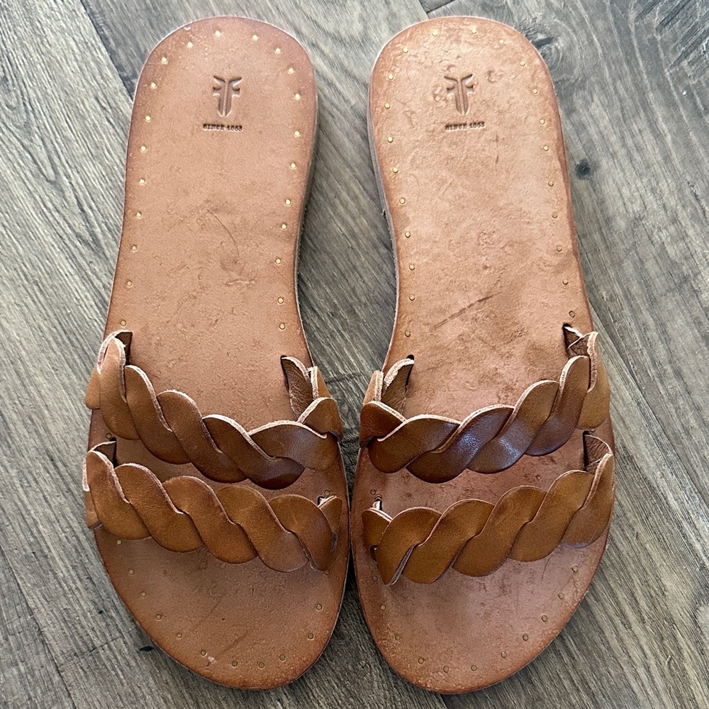 NEW Frye Tan Leather Azalea Braided Sandals